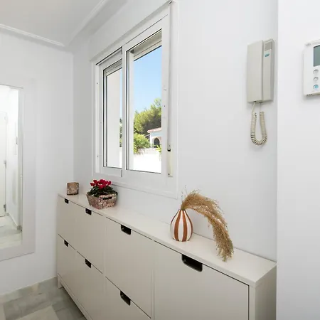 Sea View And 350m To The Апартаменты *