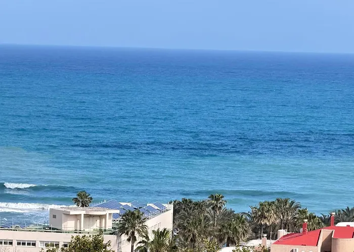 Apartment Sea View And 350m To The *