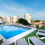 Apartmán Sea View And 350m To The *