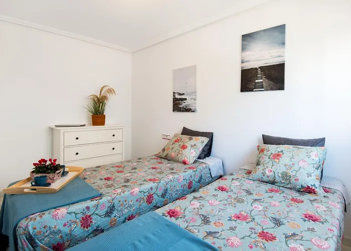 Sea View And 350m To The Torremolinos