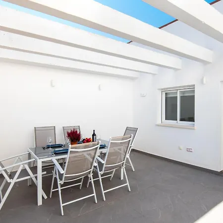 Apartment Sea View And 350m To The *